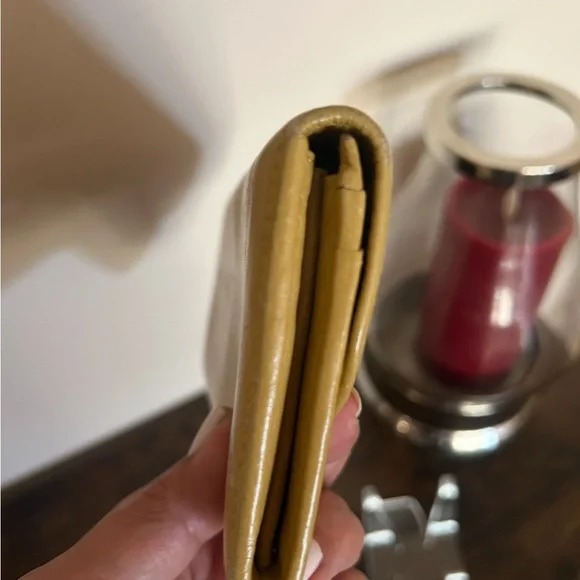 Chloe Pre-Loved Wallet - Picture 5 of 10